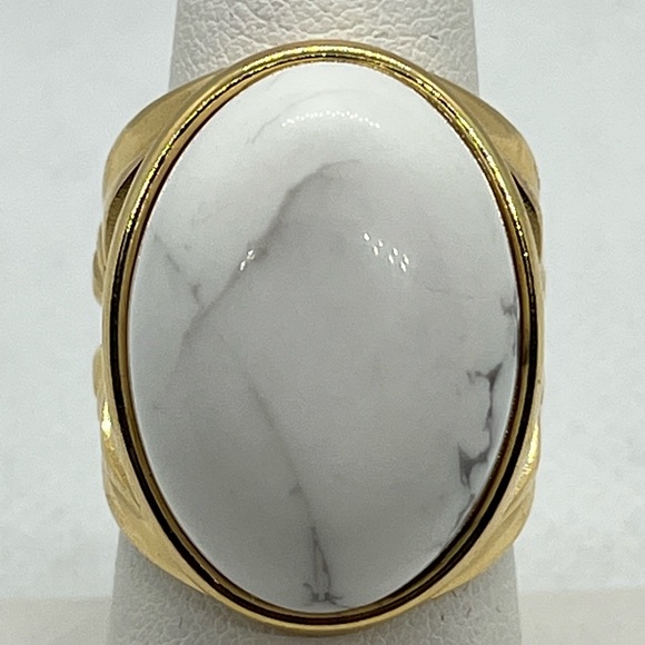 Howlite stone ring - Picture 10 of 14